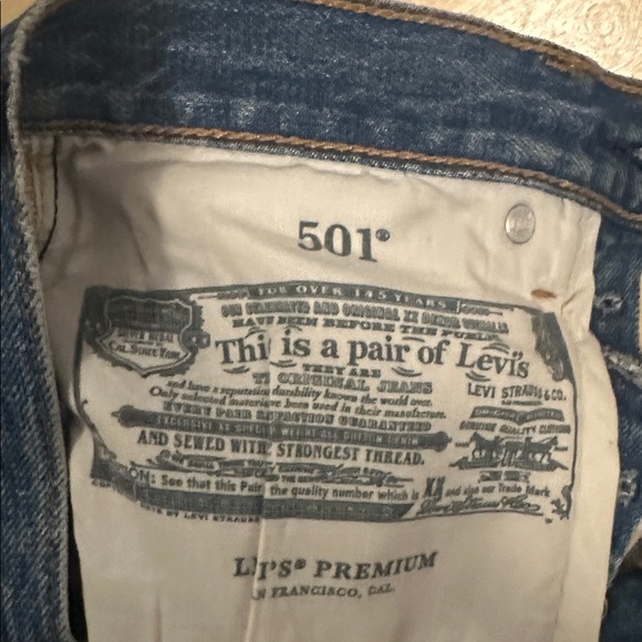 LEVIS 501 STRAIGHT ANKLE JEANS - Picture 8 of 8